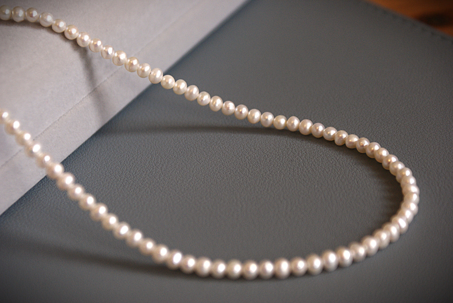 Freshwater Pearl Necklace 4mm Round (length 40cm+5cm) (PN0005)