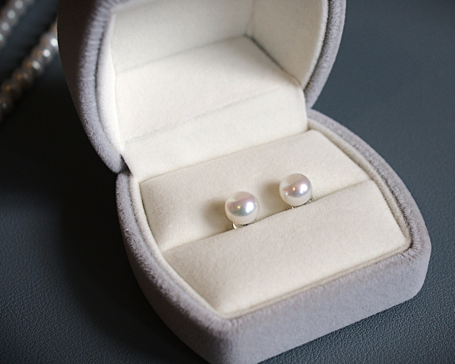 Freshwater Pearl Earrings Stud 6-7mm [Hypoallergenic] (PE0001)