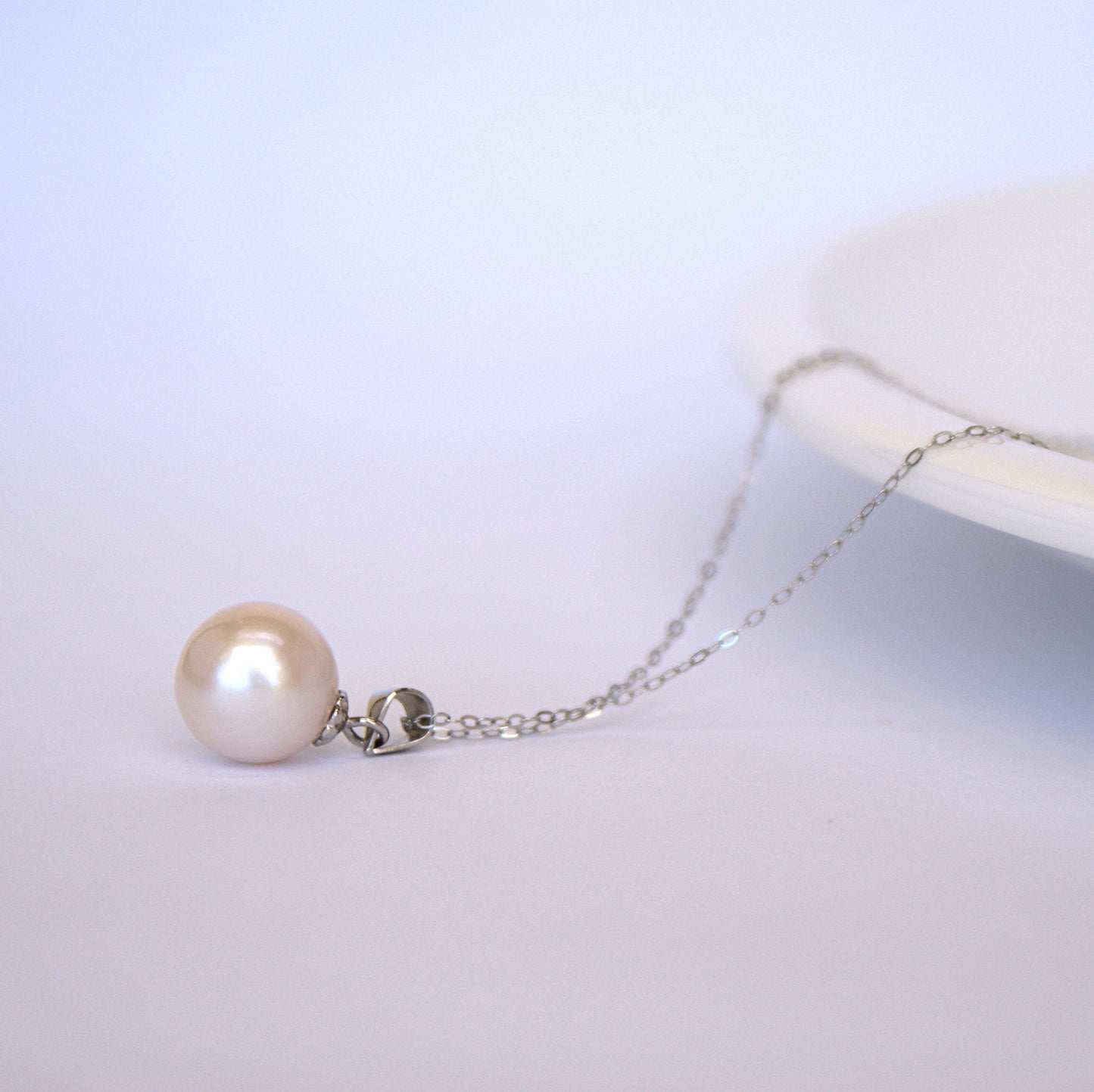 Freshwater Pearl Pendant Necklace 10-11mm [Length: 45cm adjustable] (PN0015)