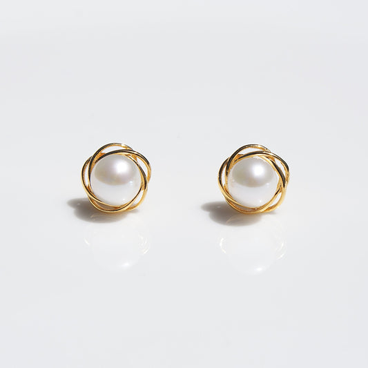 Golden Embrace Pearl Studs 6-7mm (PE0007)