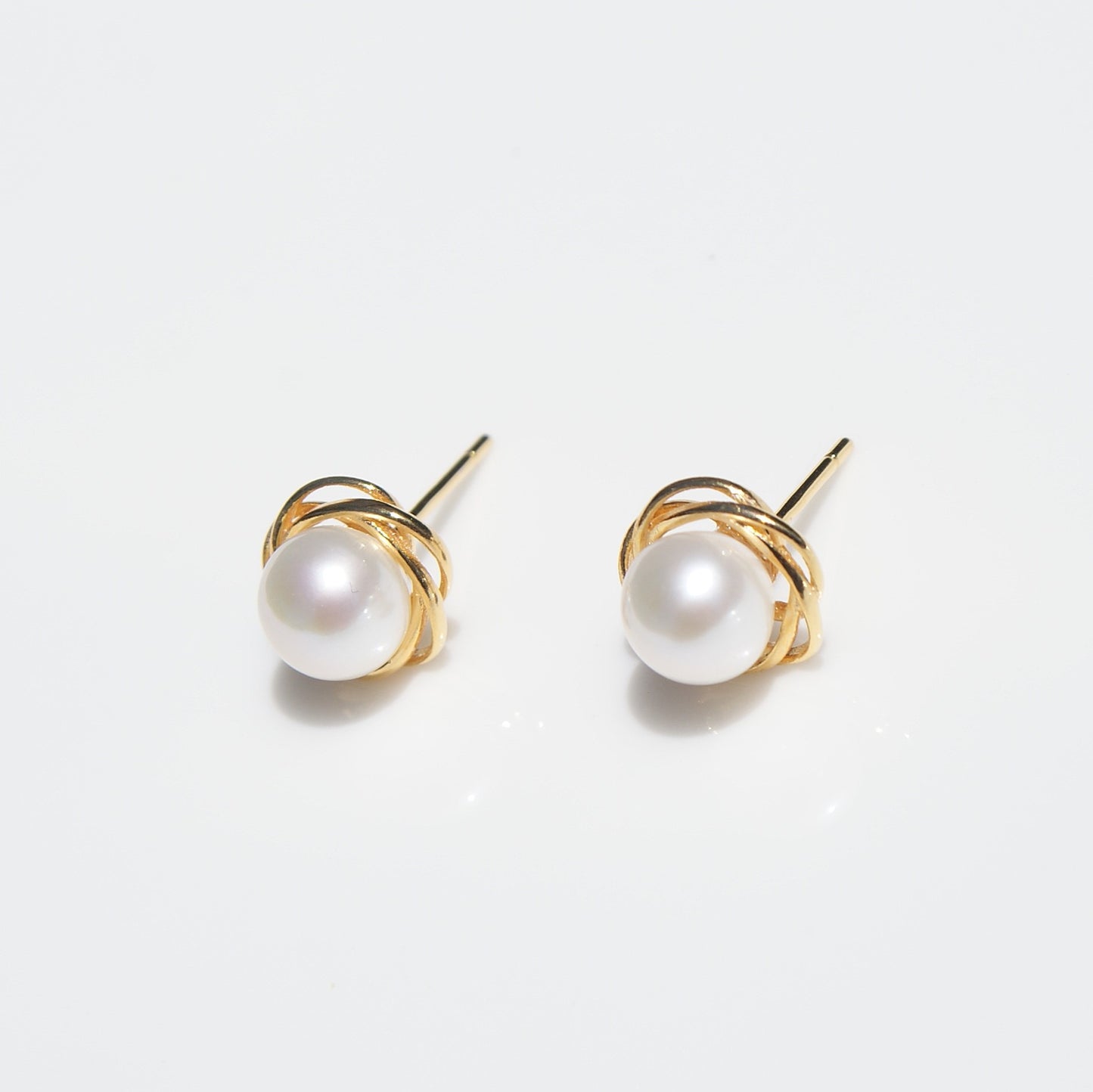 Golden Embrace Pearl Studs 6-7mm (PE0007)