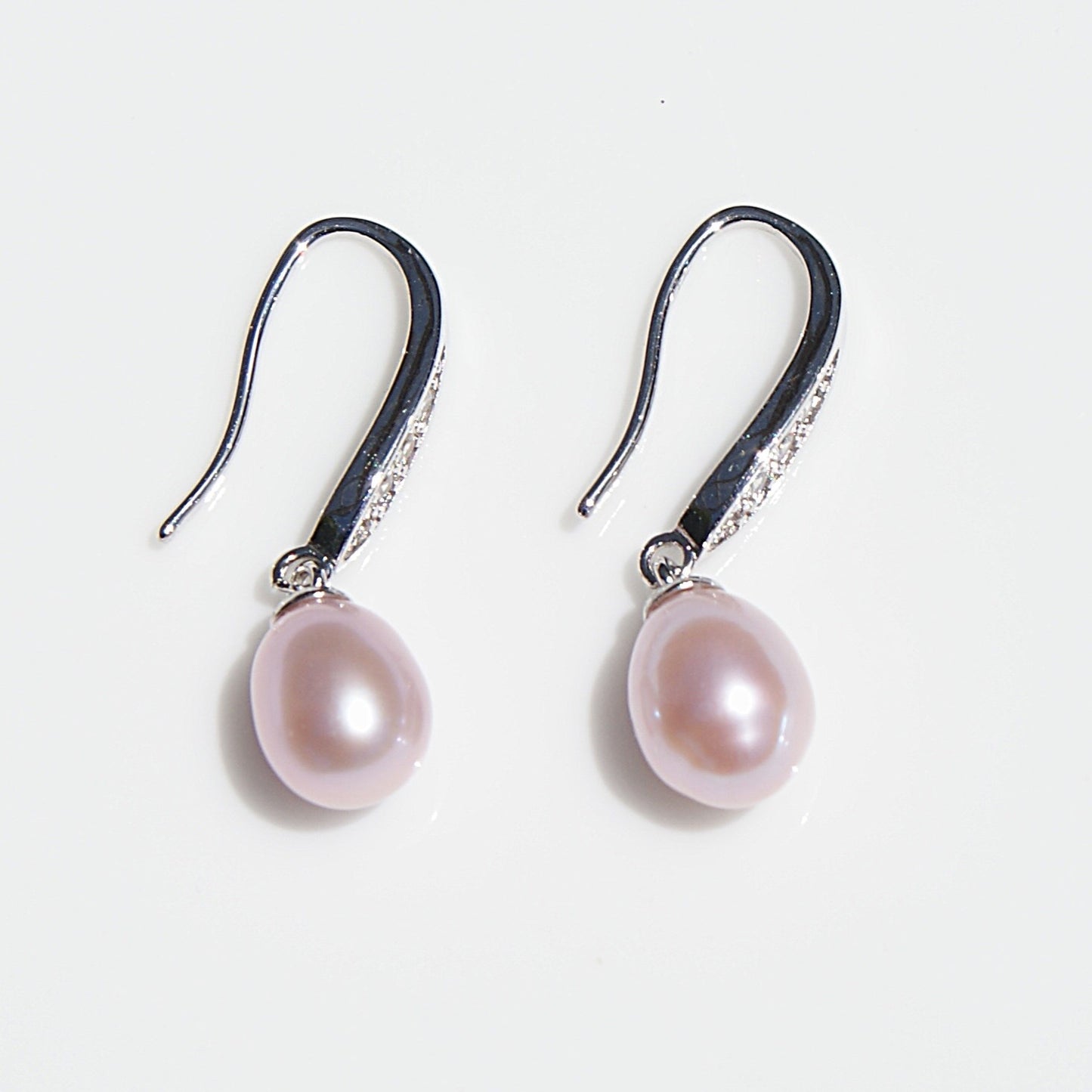 High-Luster Freshwater Teardrop Pearl Earrings (PE0009)