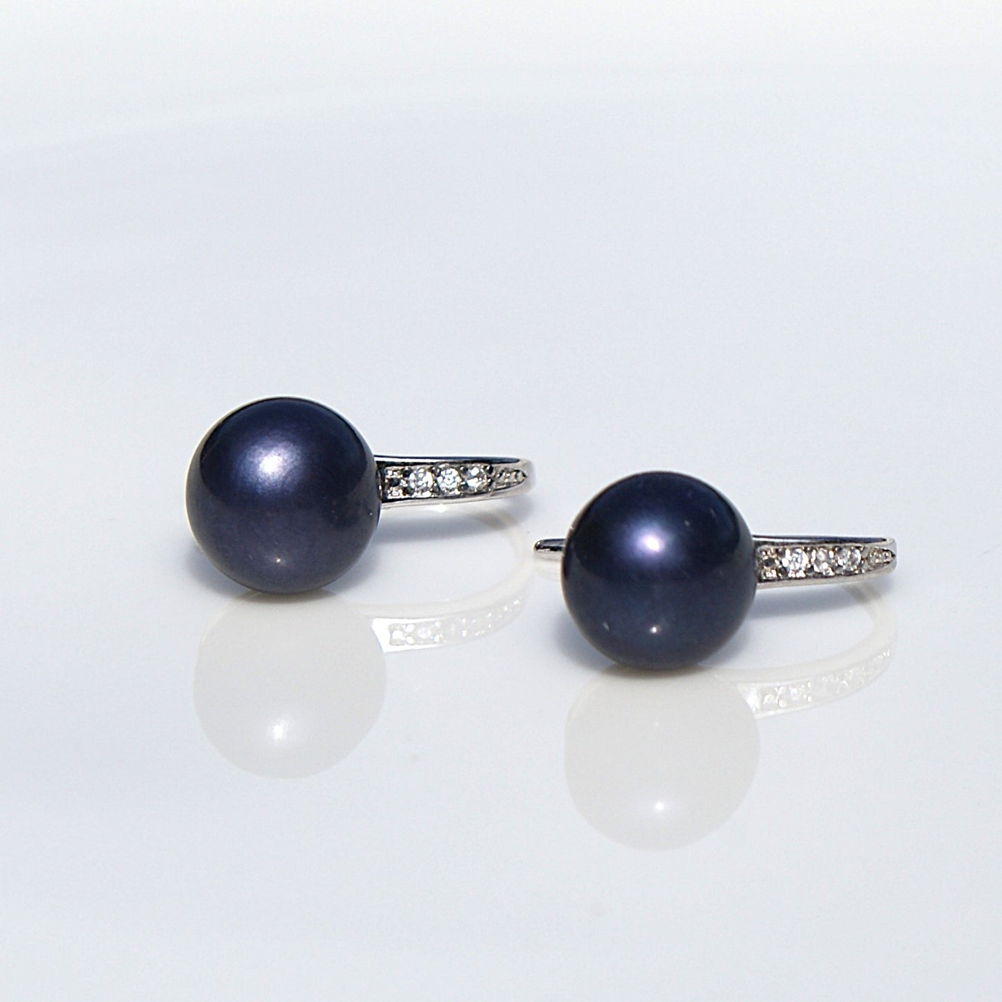 High Heel Elegance Pearl Studs 7-8mm (PE0008)