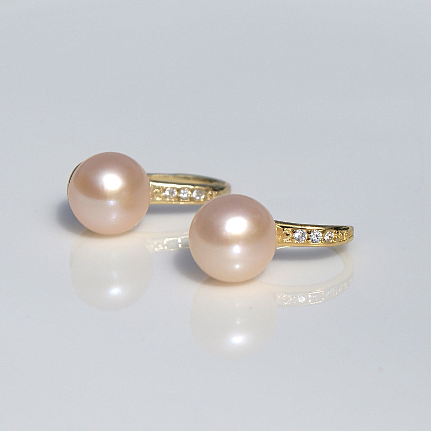 High Heel Elegance Pearl Studs 7-8mm (PE0008)