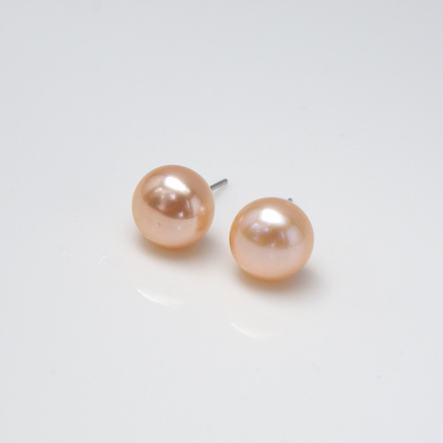 Freshwater Pearl Stud Earrings S925 Bun-shaped (PE0006)