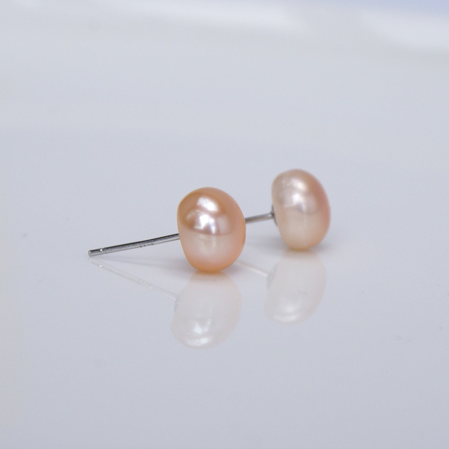 Freshwater Pearl Stud Earrings S925 Bun-shaped (PE0006)