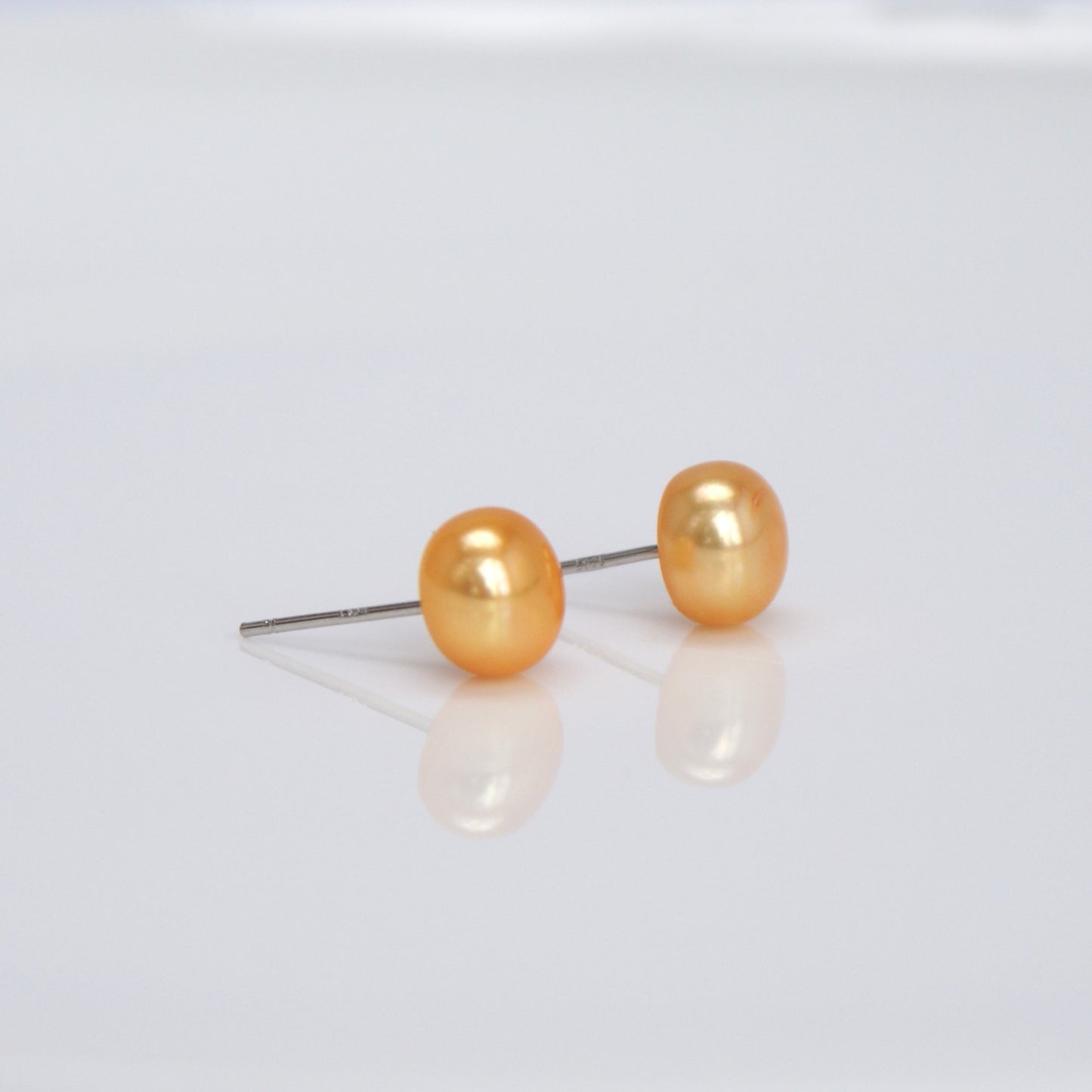 Freshwater Pearl Stud Earrings S925 Bun-shaped (PE0006)