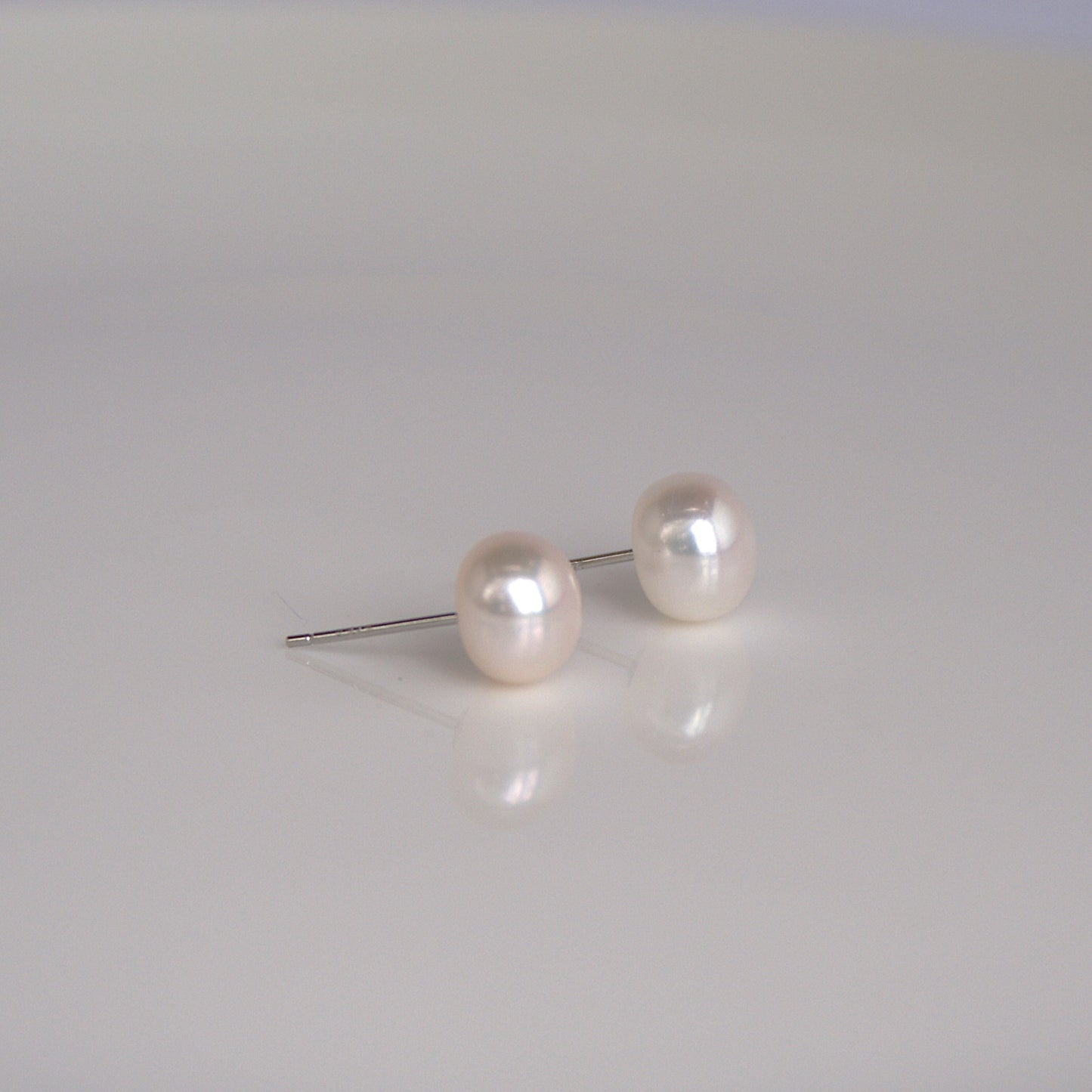 Freshwater Pearl Stud Earrings S925 Bun-shaped (PE0006)