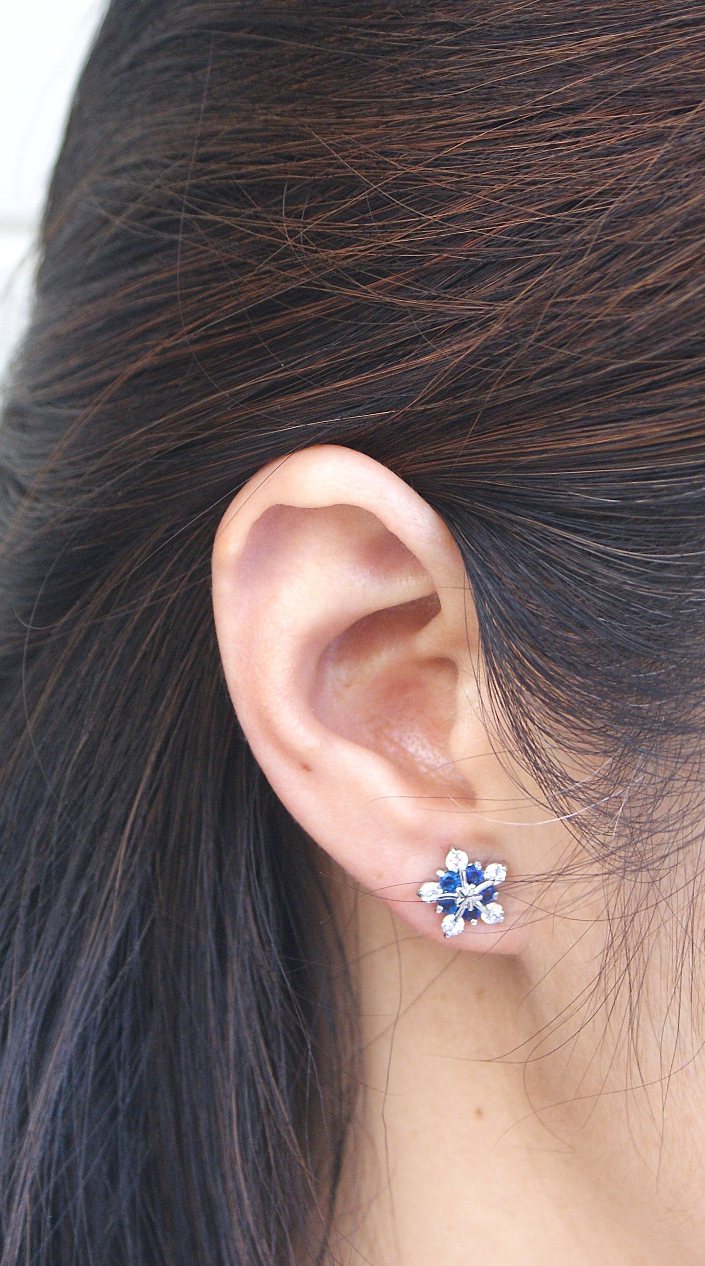 Snowflake Zircon Stud Earrings (FE0011)