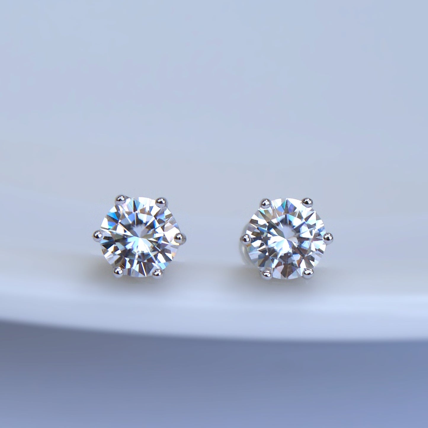 1ct Moissanite S925 Stud Earrings (FE0021)